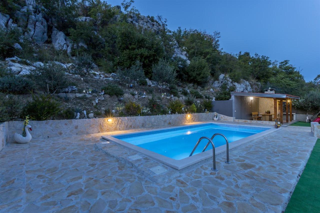 Holiday Home Dijamant Kučiće Esterno foto