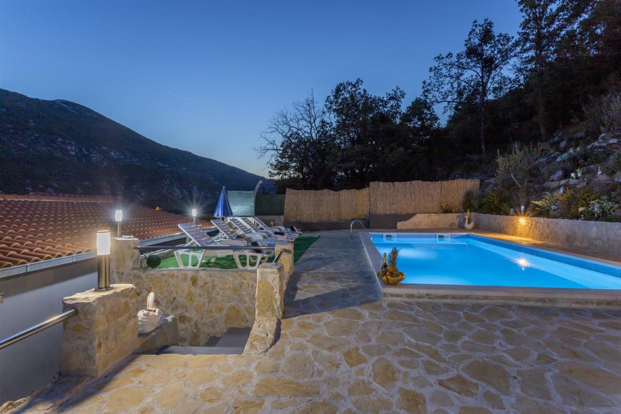 Holiday Home Dijamant Kučiće Esterno foto