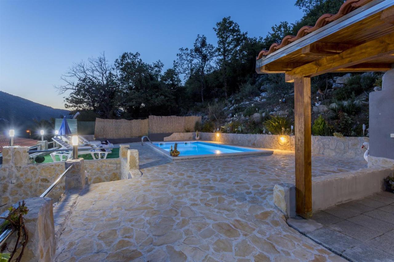 Holiday Home Dijamant Kučiće Esterno foto