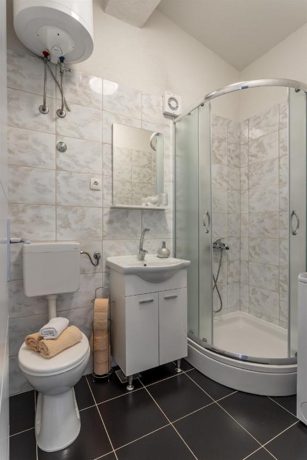 Holiday Home Dijamant Kučiće Esterno foto
