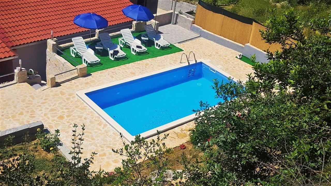 Holiday Home Dijamant Kučiće Esterno foto